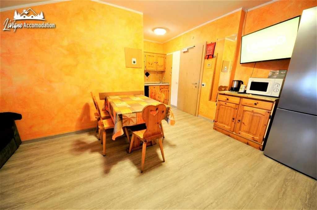 Residence Casa Longa By Livigno Accomodation ภายนอก รูปภาพ