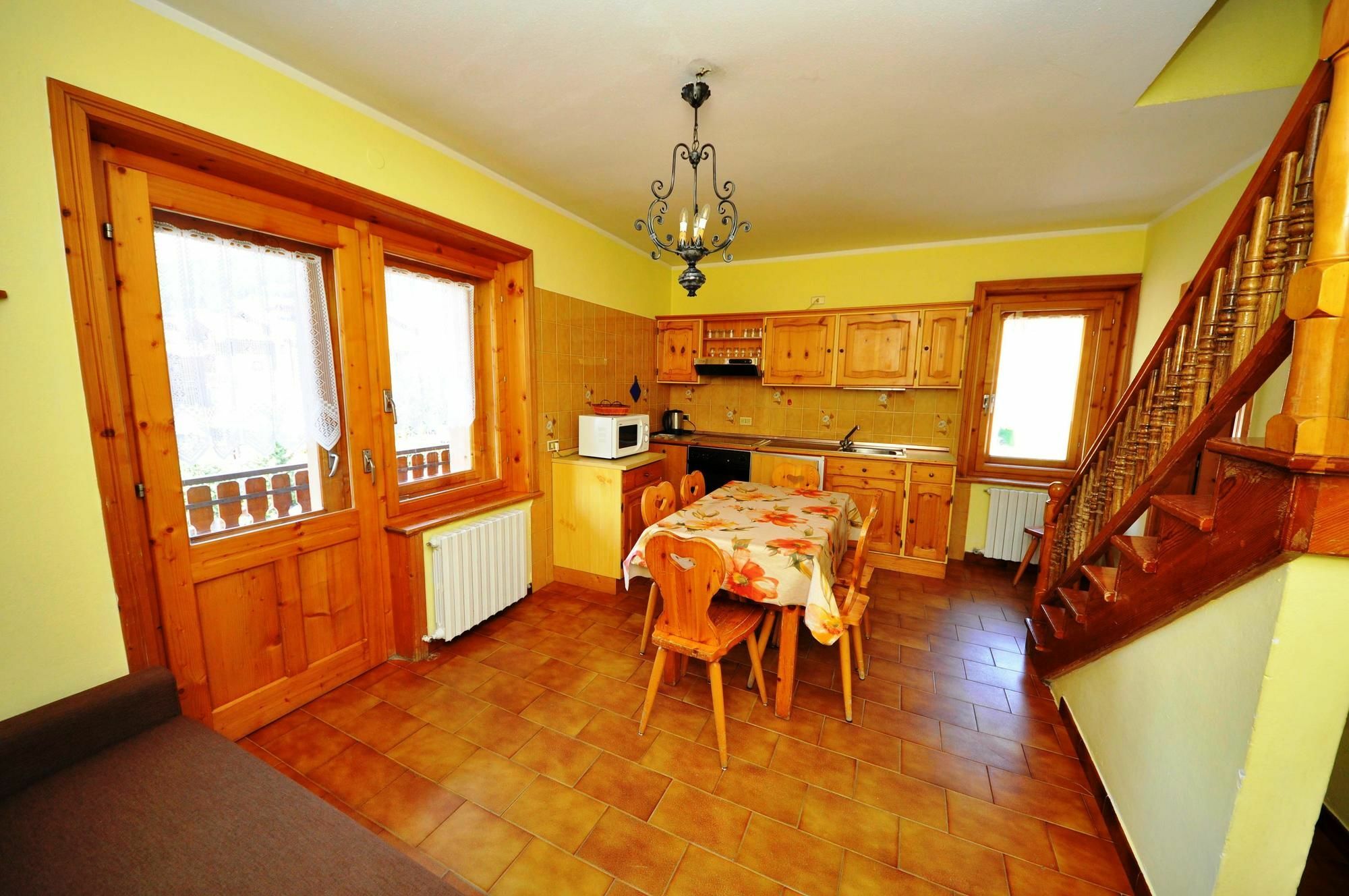 Residence Casa Longa By Livigno Accomodation ภายนอก รูปภาพ